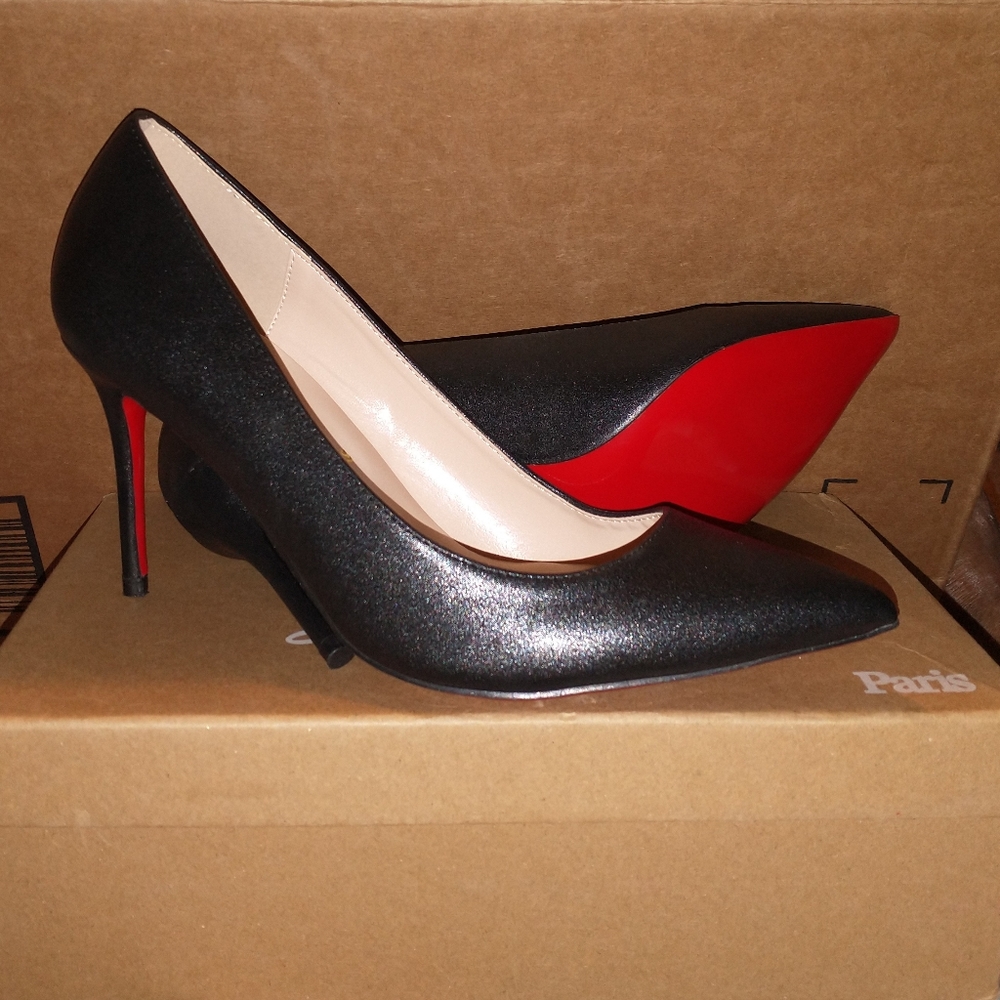 Black Red Bottom Pumps